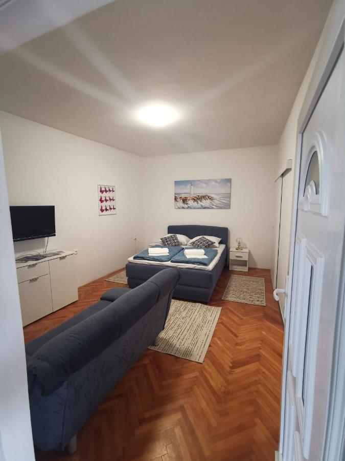 Apartment Dario Novi Vinodolski Exterior photo